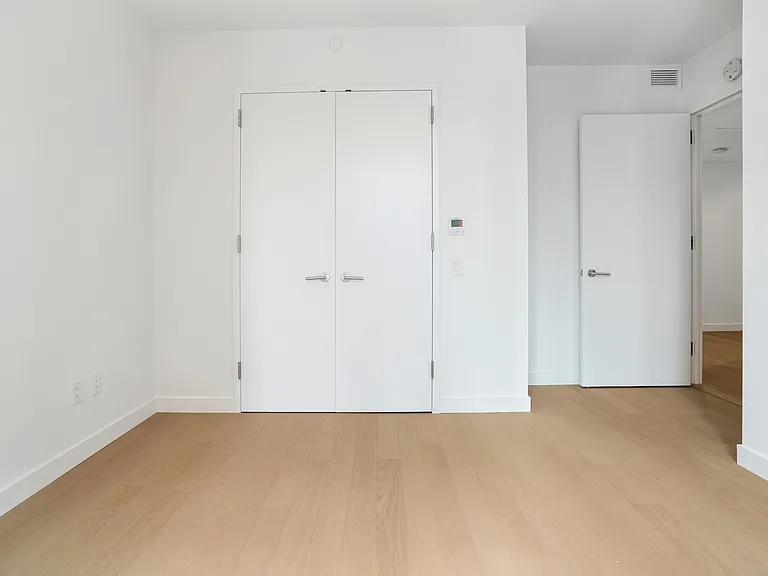 310 Livingston St #1505 — Photo 12