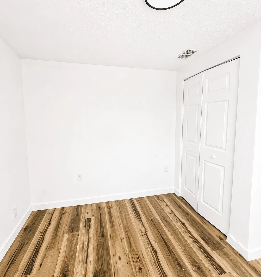 439 N 28th St. Louisville, Ky 40212 - — Photo 4