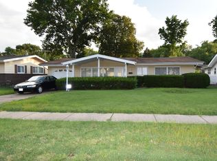 3030 Newgate Dr, Florissant, MO 63033