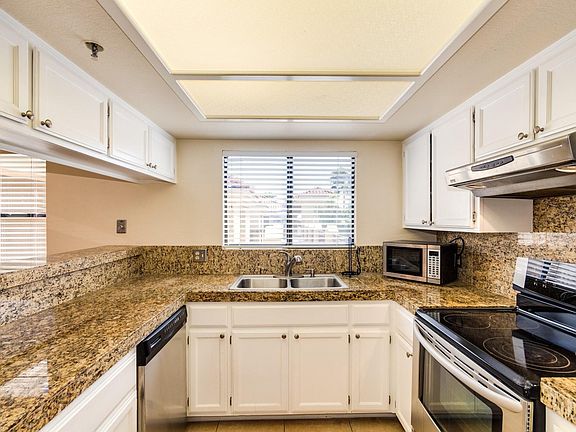2nd image of 5104 N 32nd St Unit 439