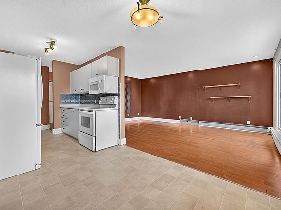 4th image of 13450 Fort Rd NW #7