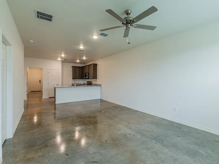 3901 Sugar Hackberry Trl #B — Photo 4