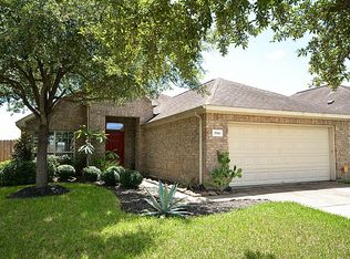 2944 Stone Spring Ln, Dickinson, TX 77539