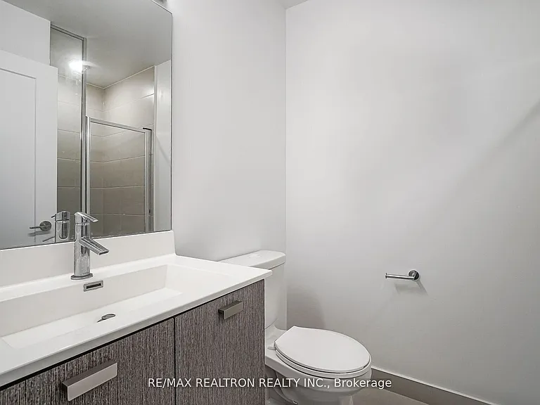 275 Village Green Sq #3315 — Photo 21