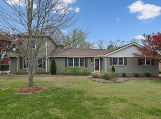 2913 Fernbrook Ln, Nashville, TN 37214