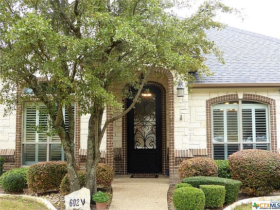 3rd image of 602 Eagle Landing Dr