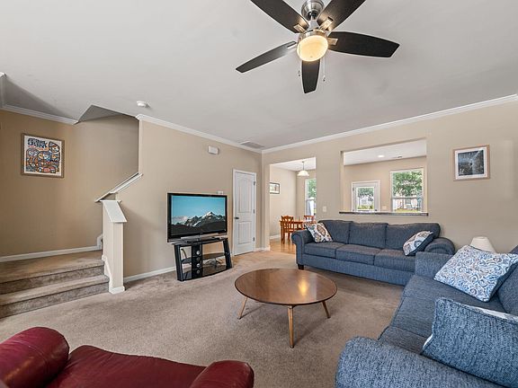 4th image of 4509 Tarkiln Pl