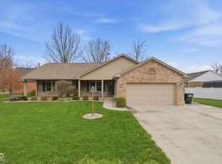 1247 Smoketree Dr, Beech Grove, IN
