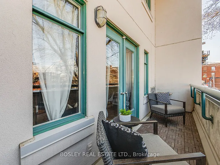 500 Richmond St W #319 — Photo 14