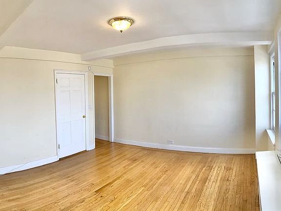 3rd image of 51 W 86th St APT 1504