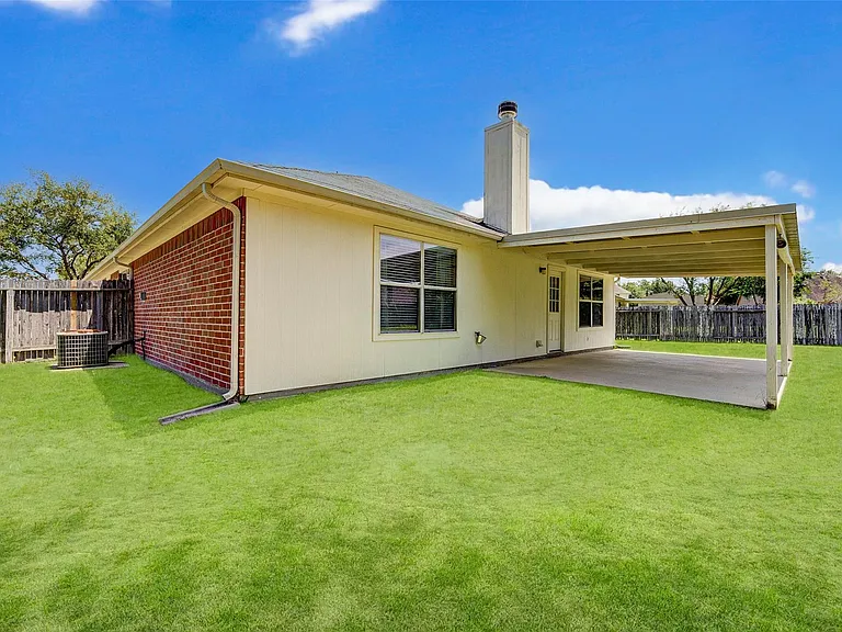 21611 Country Club Green Way — Photo 39