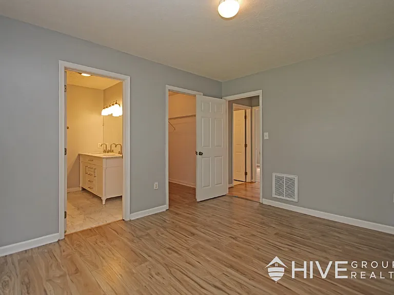 235 Quail Run Dr — Photo 9