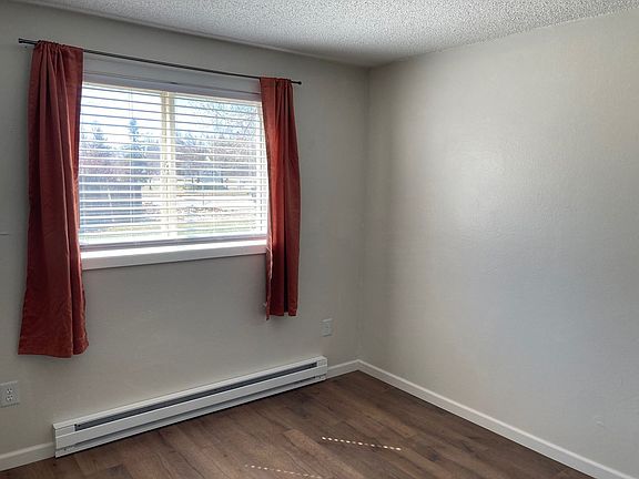 5th image of 1302 Nickel Dr #4