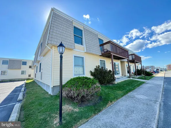 415 Lark Ln APT 201, Ocean City, MD 21842