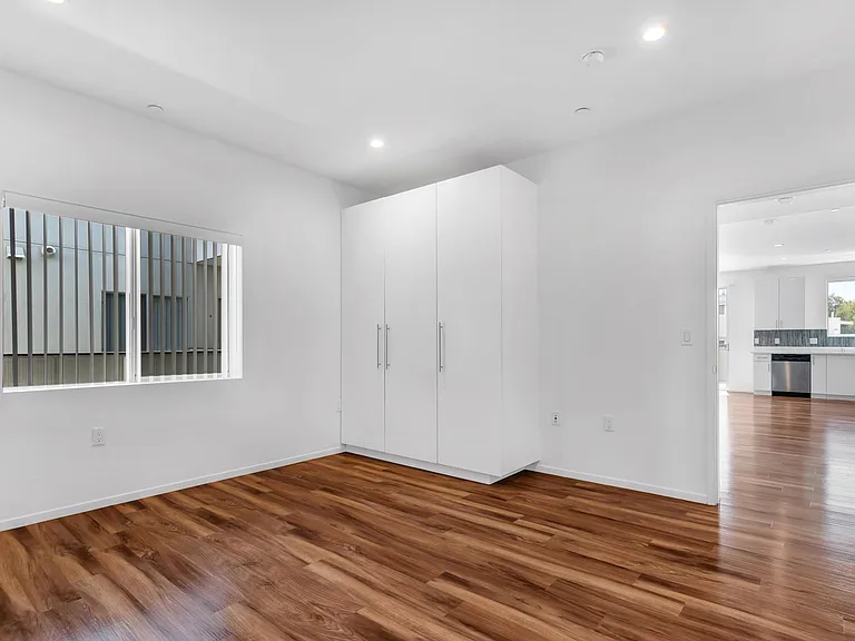 11260 Mississippi Ave #405 — Photo 41