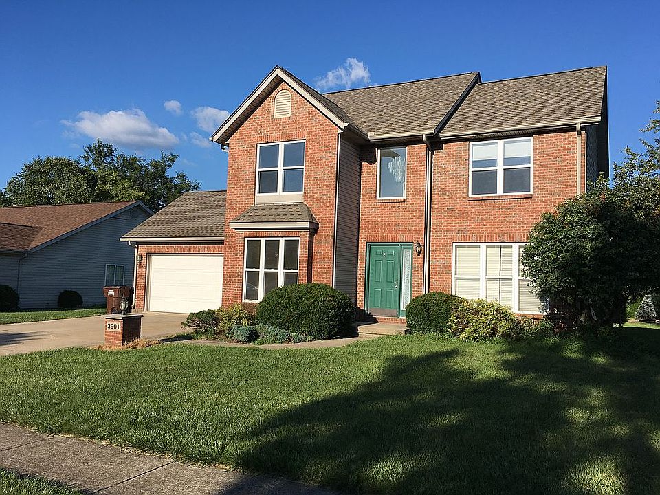 1st image of 2901 Red Oak Cir