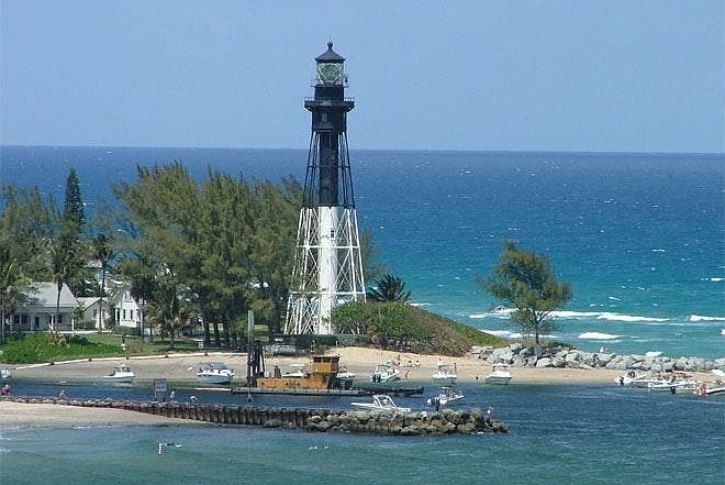 WALK TO HILLSBORO LIGHTHOUSE