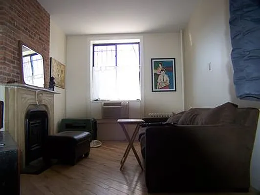 Rented by Skygroup Realty | media 31