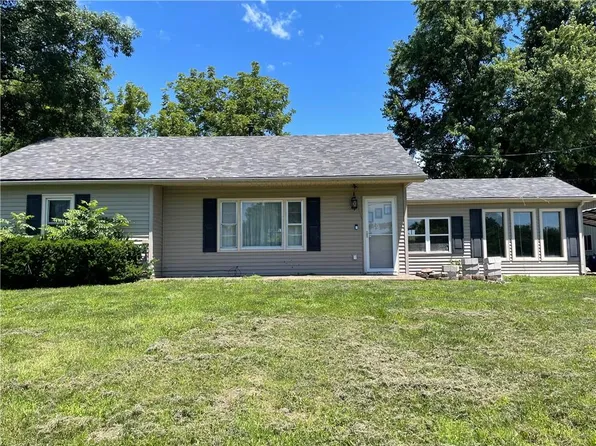 8402 SE Route Hwy #C, Cameron, MO 64429