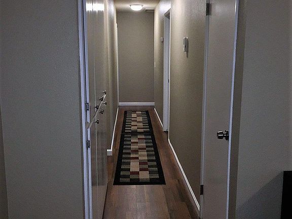 5th image of 9395 Medallion Way