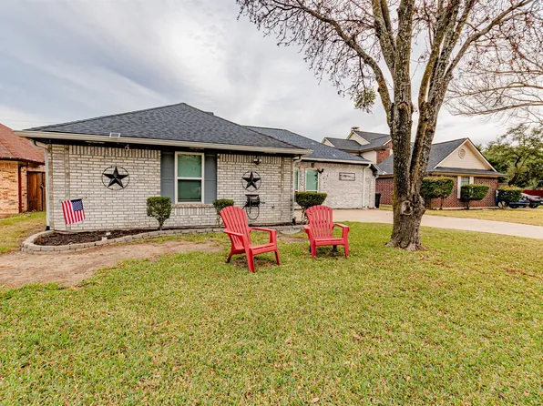 2505 Cottonwood Dr, Mesquite, TX 75150