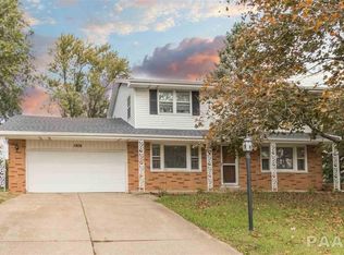 1909 W Newman Pkwy, Peoria, IL 61604