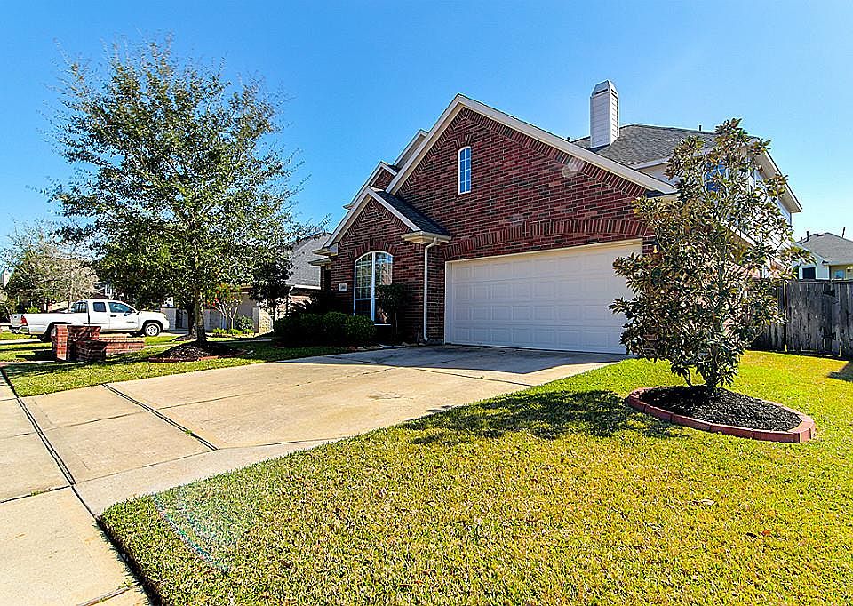 1st image of 18031 E Williams Bend Dr
