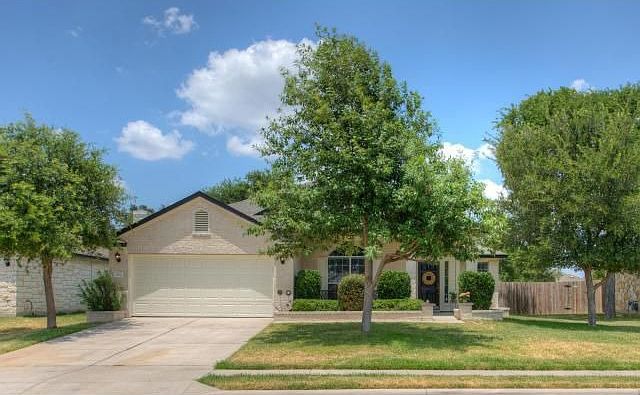 1st image of 2932 Belgrave Falls Ln