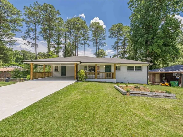 3229 Columbia Woods Dr, Decatur, GA 30032