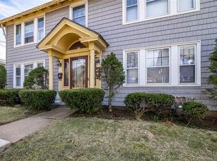 15 E Main St APT 1, Branford, CT 06405
