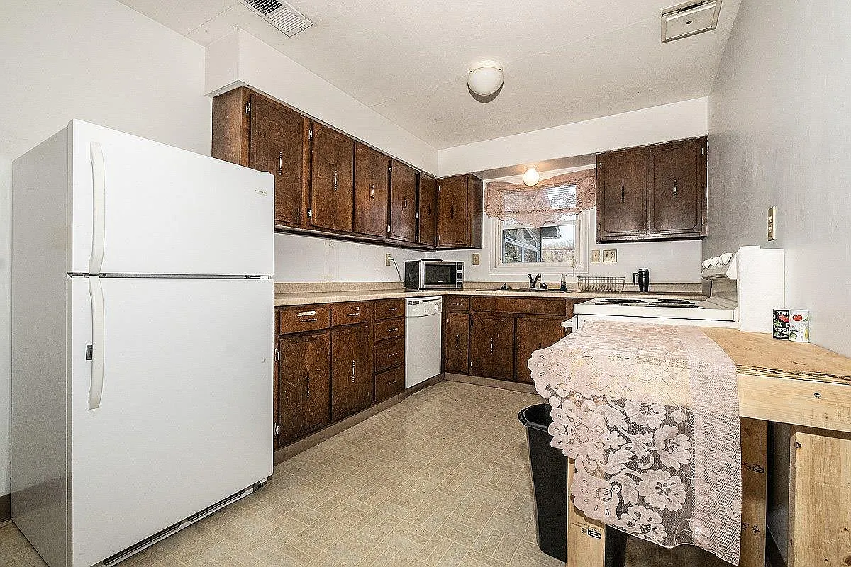 2 bed, $1,500 — Photo 2
