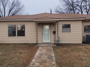 148 S Cedar St, Nowata, OK 74048