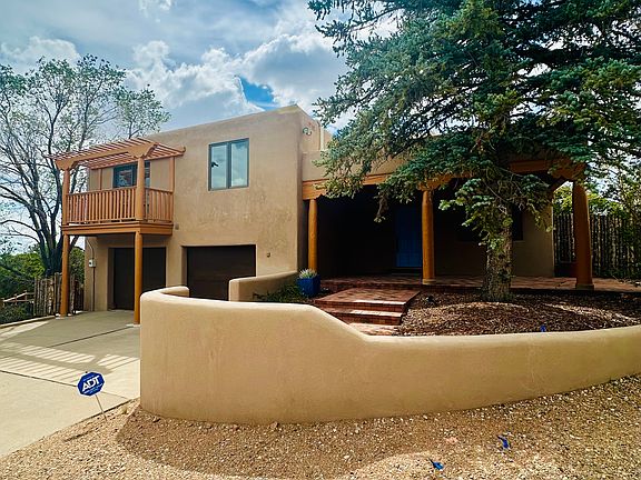 2nd image of 13 Arroyo Vis