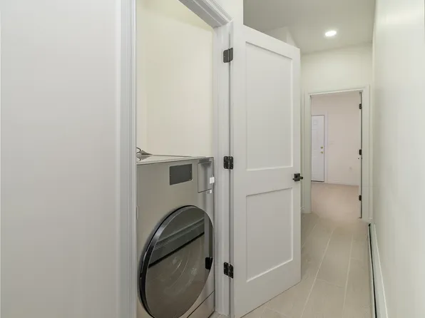 326 Malcolm X Boulevard image 12 of 35