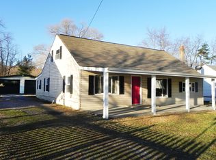 542 Cedar St, Mount Carmel, TN 37645