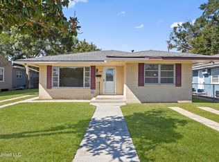 1058 Park Ct N, Biloxi, MS 39530