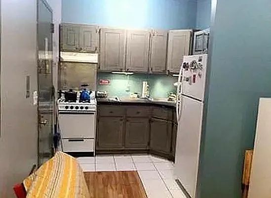 3rd image of 492 Morgan Ave #1F