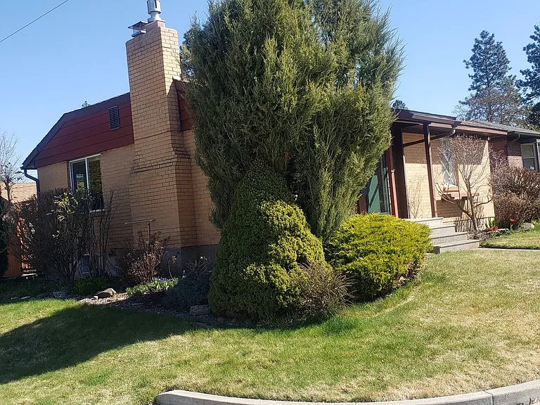 1803 E 40th Ave — Photo 20