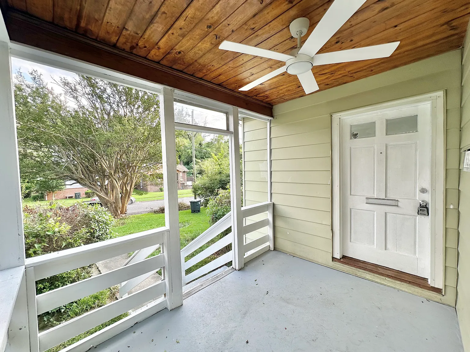 3 bed, 1144 sqft, $1,495 — Photo 1