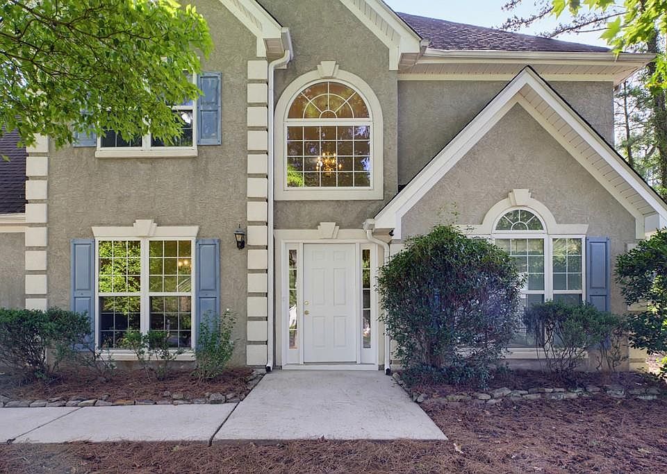 1st image of 110 Brookstone Crst