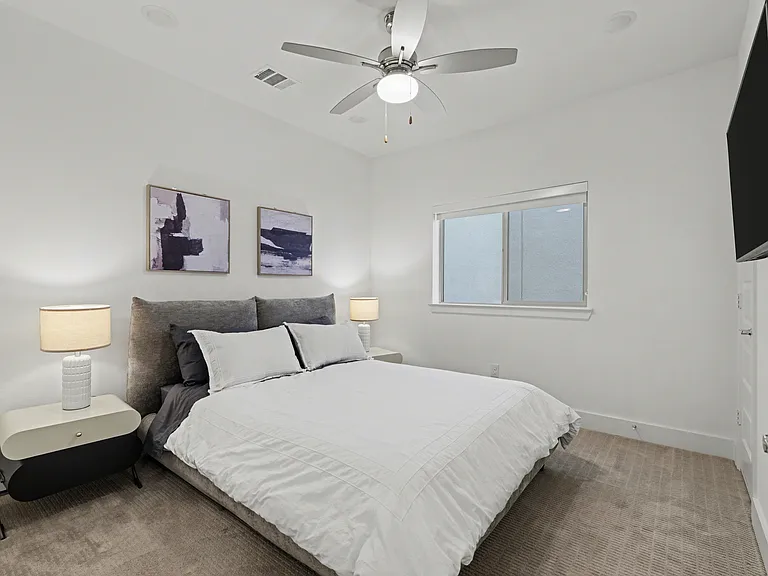 8033 Cornelius Dr — Photo 20