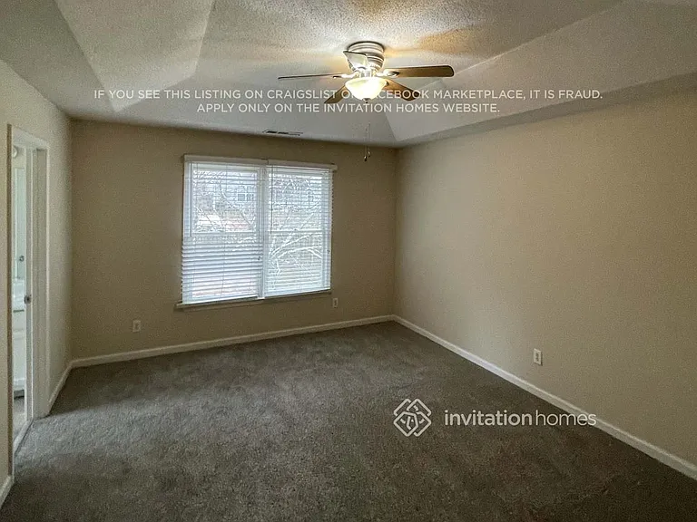560 Heathgate Dr — Photo 11