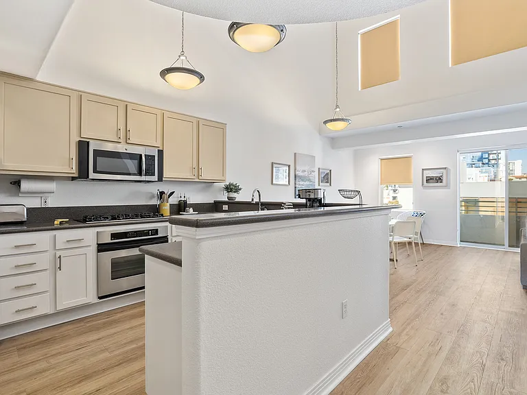 1501 India St #607 — Photo 6