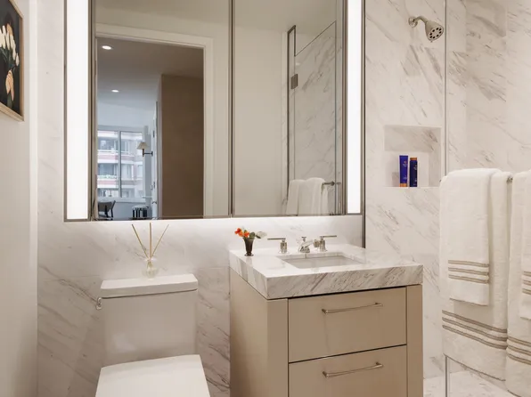 400 East 84th Street image 4 of 17