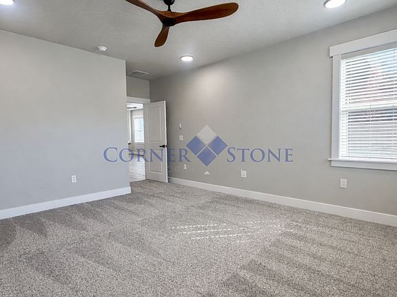 5th image of 557 W Idaho Ave