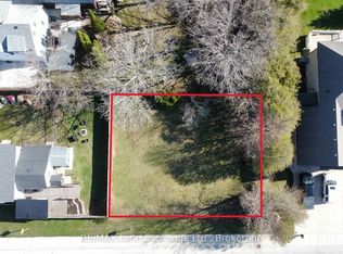 371 Saint Albert St, Kincardine, ON N2Z2J5