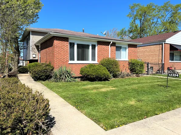 12354 S Honore St, Calumet Park, IL 60827