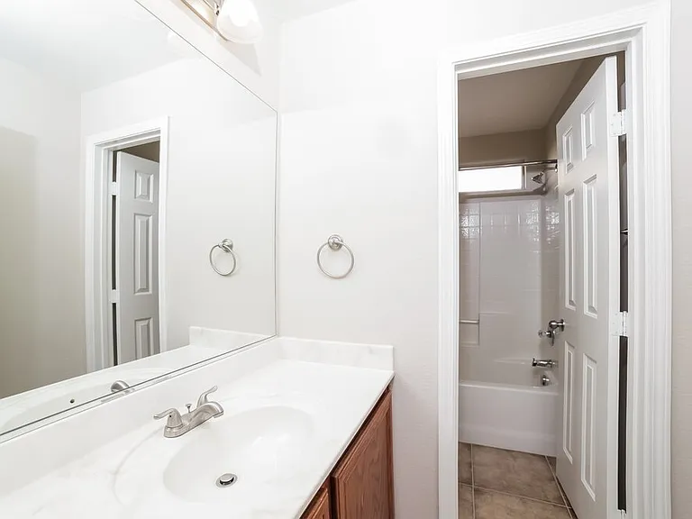 8436 Walker Gardens Pl — Photo 15