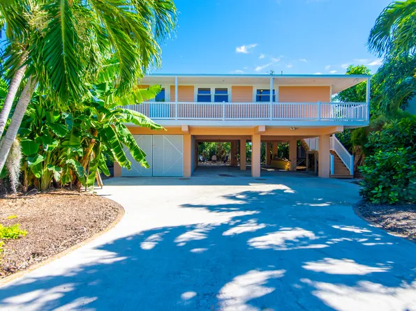 8053 Porpoise Dr, Marathon, FL 33050