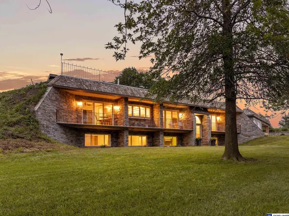 10600 W Fletcher Ave, Lincoln, NE 68524